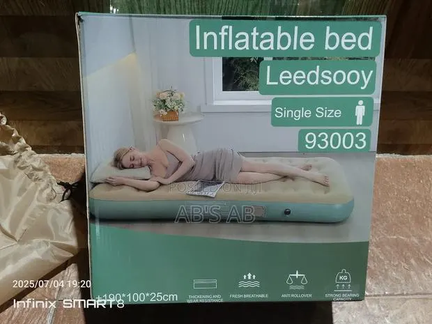 Inflatable Bed / Single Size Bed · Photo 1