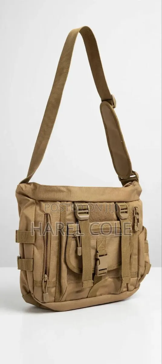 Tactical Cross Bag · Photo 1