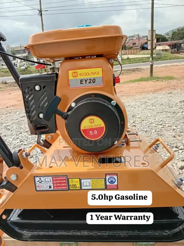 Plate Compactor With Precision 5.0hp Gasoline · Photo 1