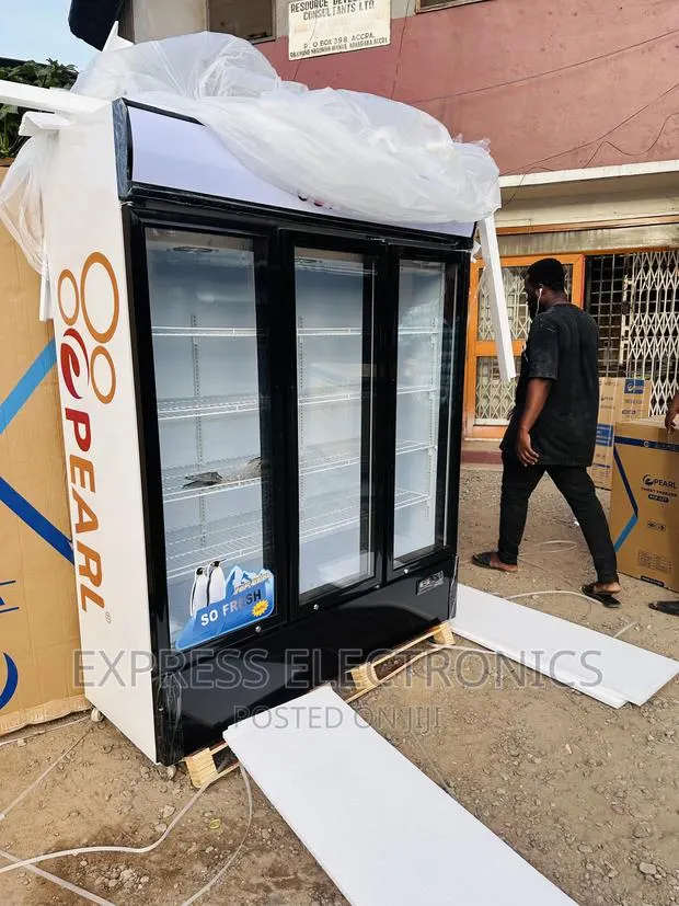 A Year Warranty on Tridoors Display Fridge Pearl PVC-150 · Photo 1