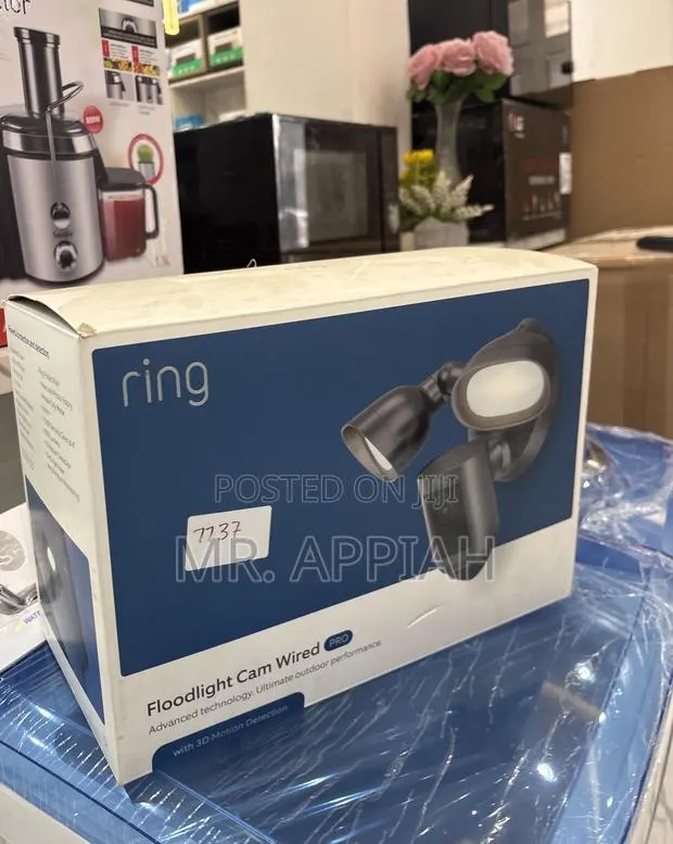 Order Classic Ring Outdoor Flood Light Cam Wired Pro(Black) · Photo 1