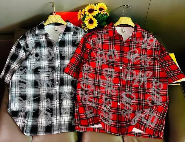 High Quality Check Check Branded Shirts Available in Stock · Photo 1