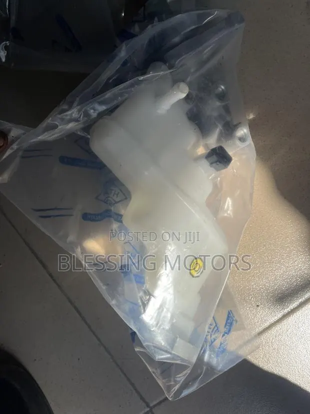Toyota Vitz or Yaris Blake Port Available · Photo 1