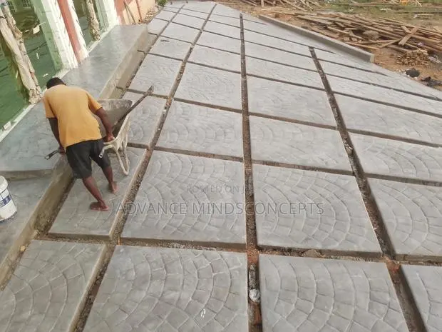 Stamp Concrete With Stone · Photo 3