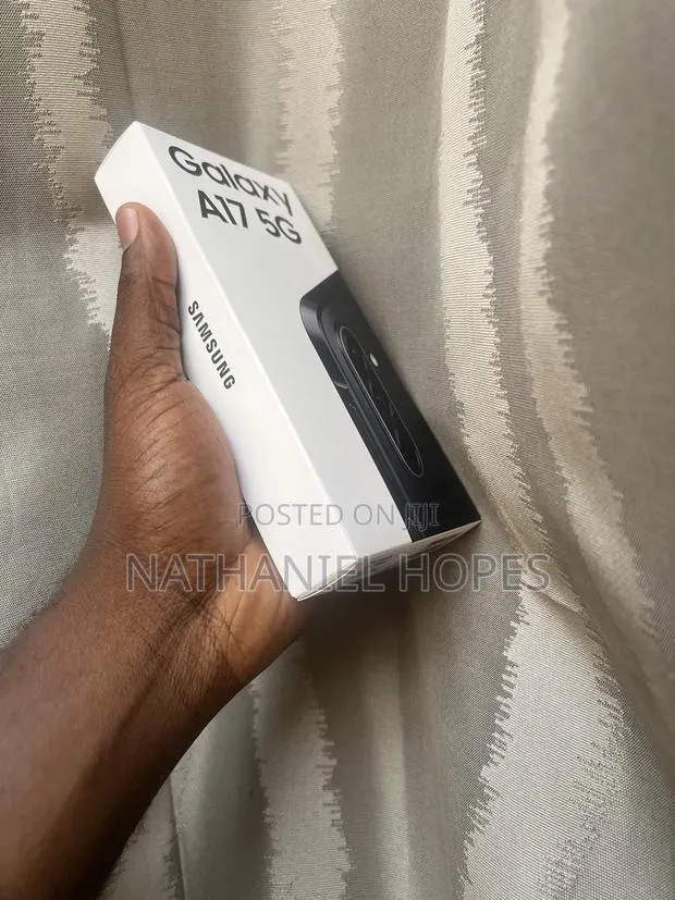New Samsung Galaxy A17 5G 128 GB Black · Photo 1