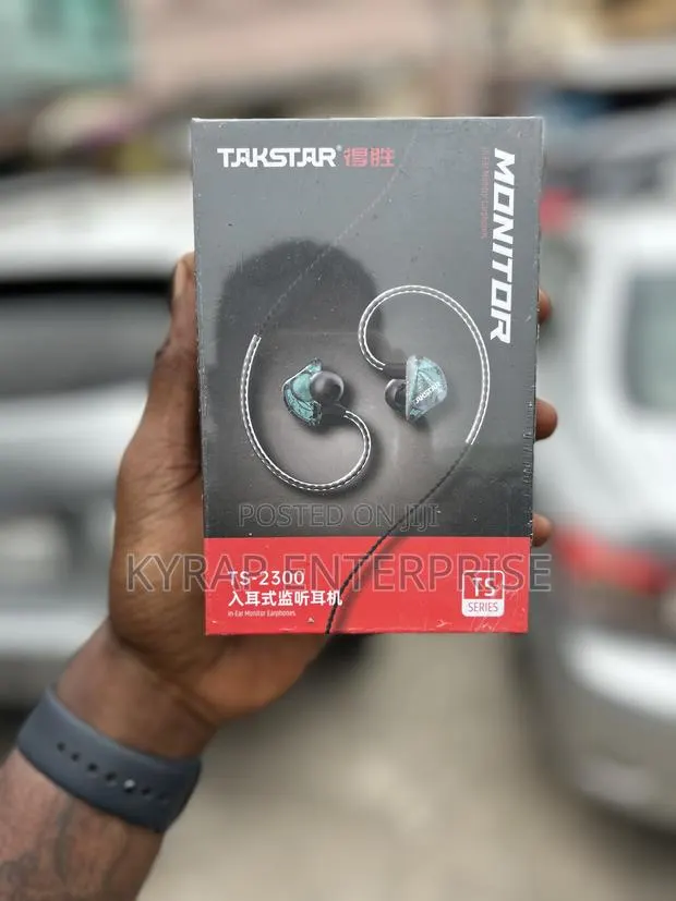 Takstar In Ear Monitor · Photo 1