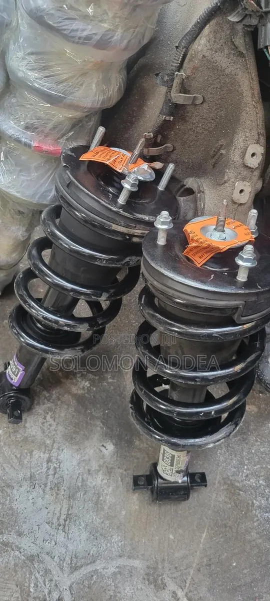 Escalade 2002 Front Shocks Absorbers · Photo 1