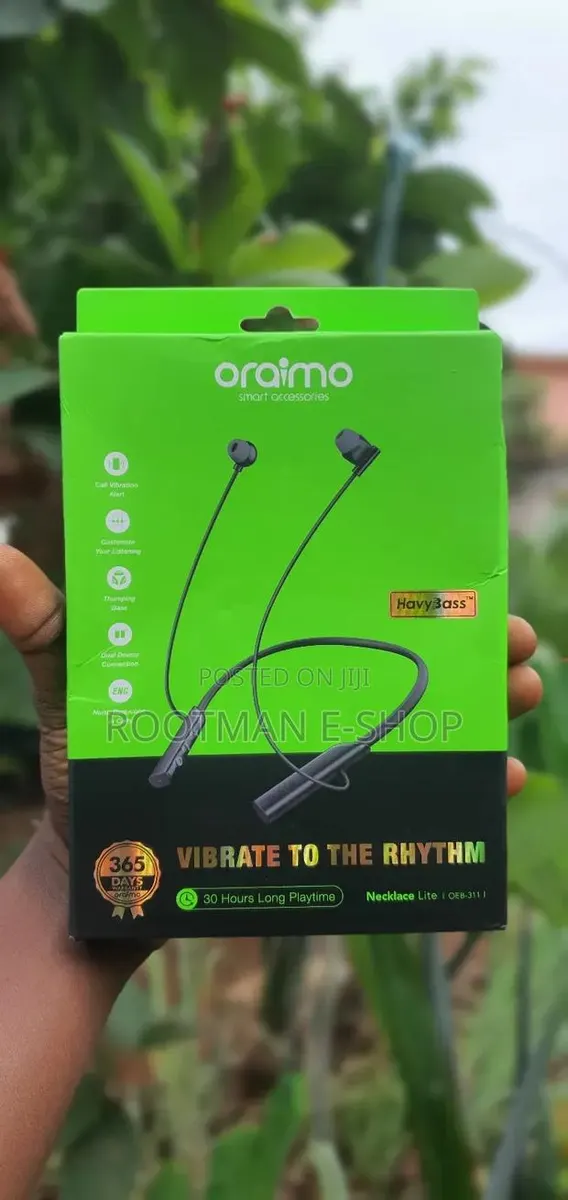 Oraimo Necklace Lite Correct Bass Sound 30hr Play · Photo 1