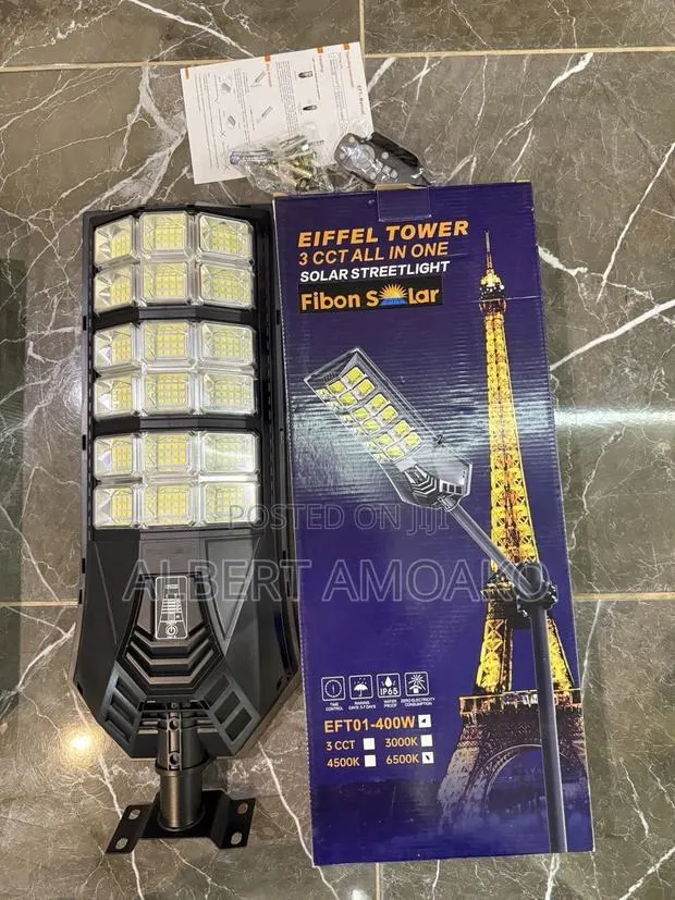 400w Solar Streetlight With Remote Control · Photo 1