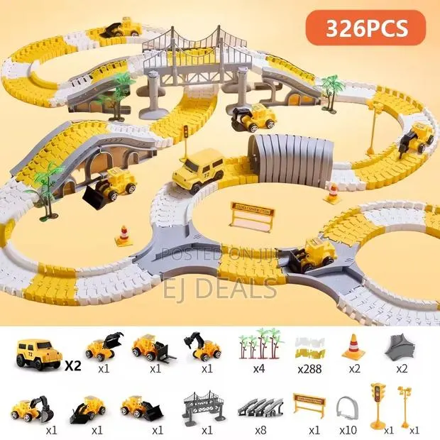 Electric Train Toy With Car 324pcs · Photo 1