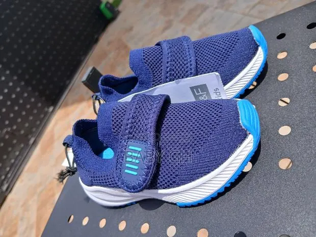 F F Boys Trainers · Photo 1