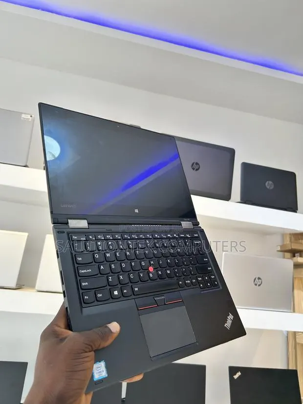 Laptop Lenovo Yoga 260 8GB Intel Core i5 SSD 256GB · Photo 1