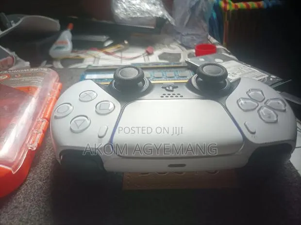 Ps5 Controller ,Uk Used ,Fresh! · Photo 1