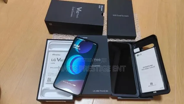 New LG V60 ThinQ 5G UW 128 GB Black · Photo 1