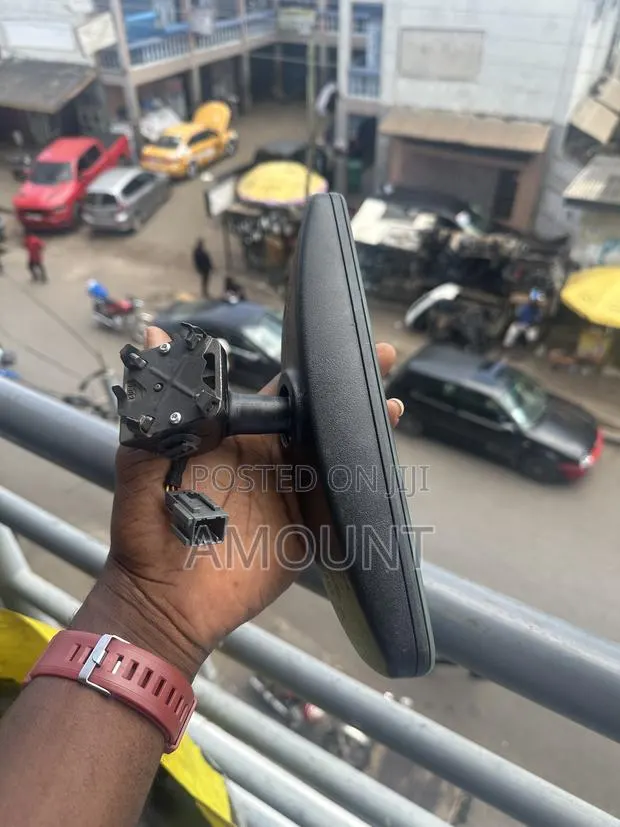 Honda CR-V 2023 Knee Airbag · Photo 1