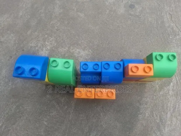 LEGO Duplo Bricks · Photo 2