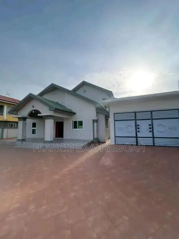 4bdrm House in Shining Star Real, Accra Metropolitan for rent · Photo 1