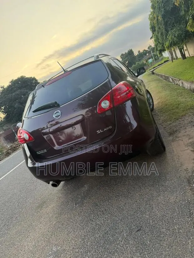 Nissan Rogue SL 2010 Red · Photo 1