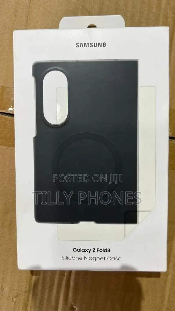 Galaxy Z Fold8 Silicon Magnet Case · Photo 1