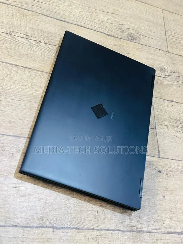 Laptop HP Omen 16 16GB Intel Core i9 SSD 1T · Photo 1