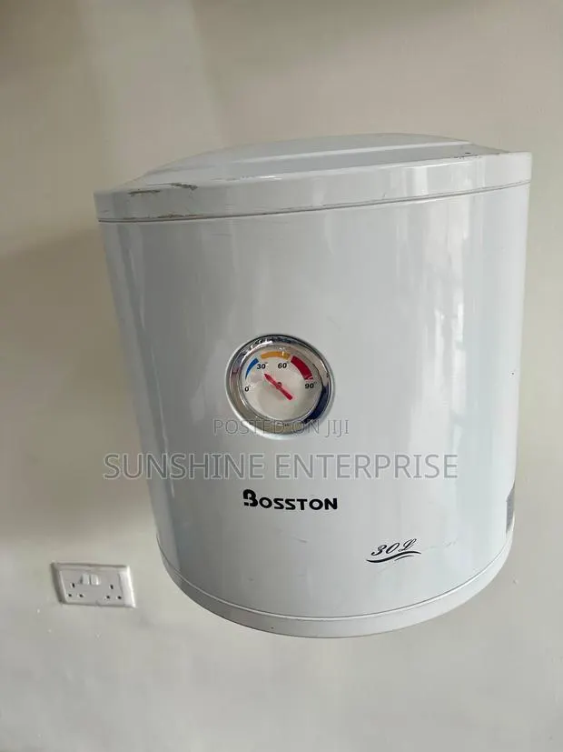 30lts Water Heater · Photo 1