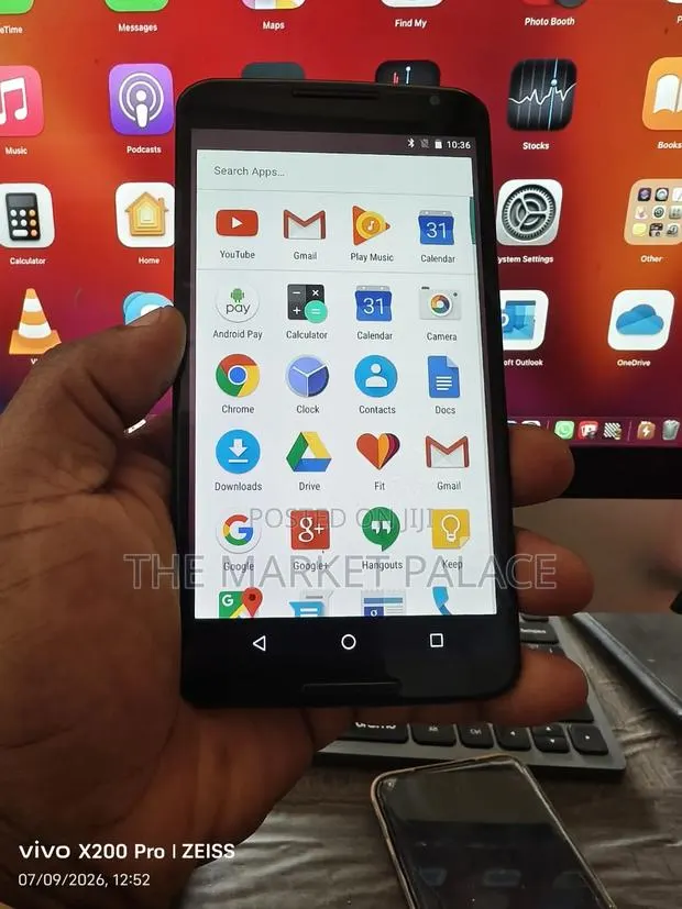 Google Pixel 3a XL 64 GB White · Photo 1