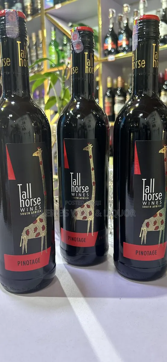 Tall Horse Pinotage Red Wine · Photo 1