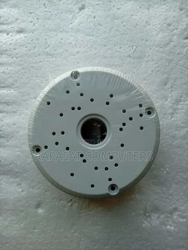 Circular Junction Box · Photo 1