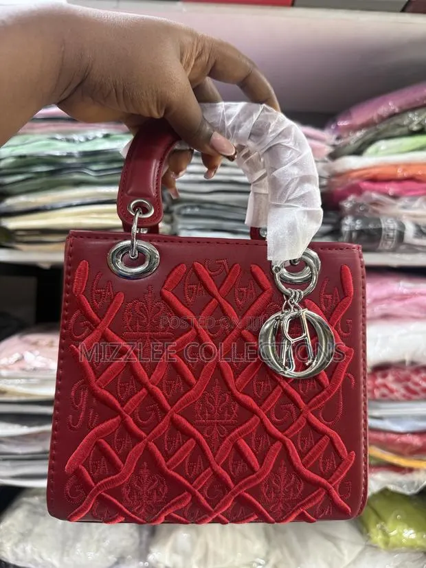 Quality Dior Designed Bag for Ladies · Photo 1