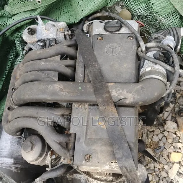 Mercedes Engine · Photo 1