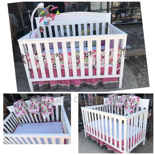 Adjustable Baby Wooden Cot Foreign Use · Photo 1