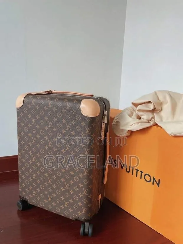 This Is Original Louis Vuitton 2in1 Set Suitcase With Duffle Bag · Photo 2
