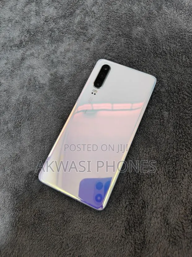Oppo Reno 3 128 GB White · Photo 1