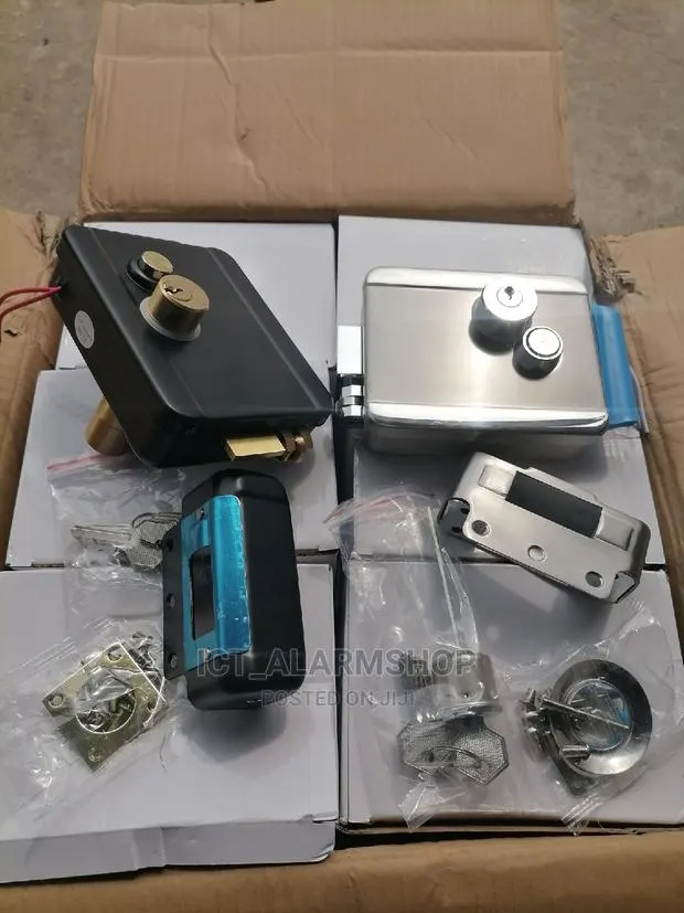 Electronic Lock Control · Photo 1