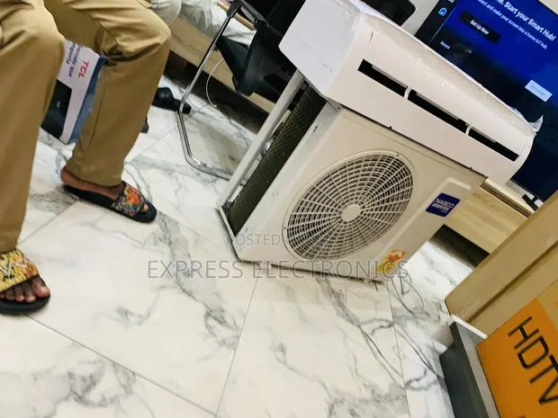 Ultra Modern Sleek Air Conditioner Inverter 2.0hp Nasco · Photo 1