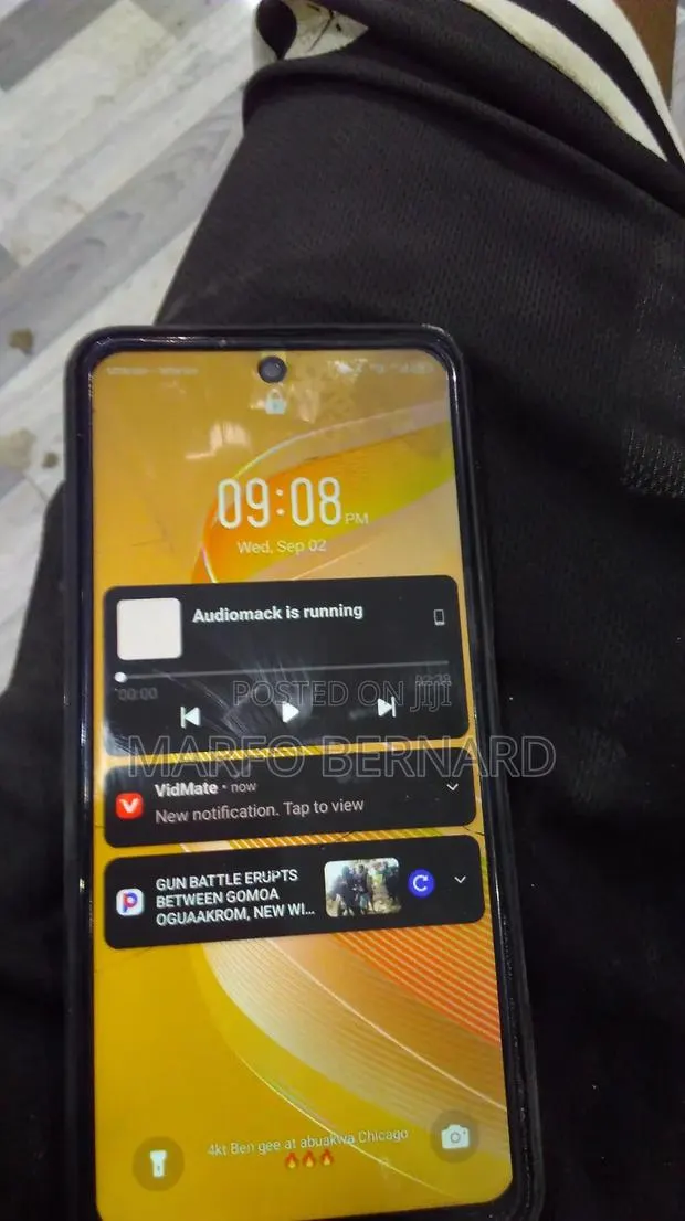 Infinix Smart 8 32GB · Photo 1