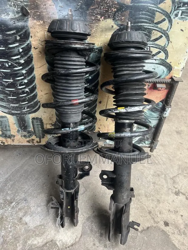 Hyundai Ascent 2012 -2016 Front Strokes · Photo 1