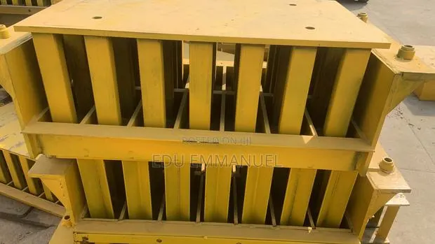 Pavement Mould Block Machine · Photo 1