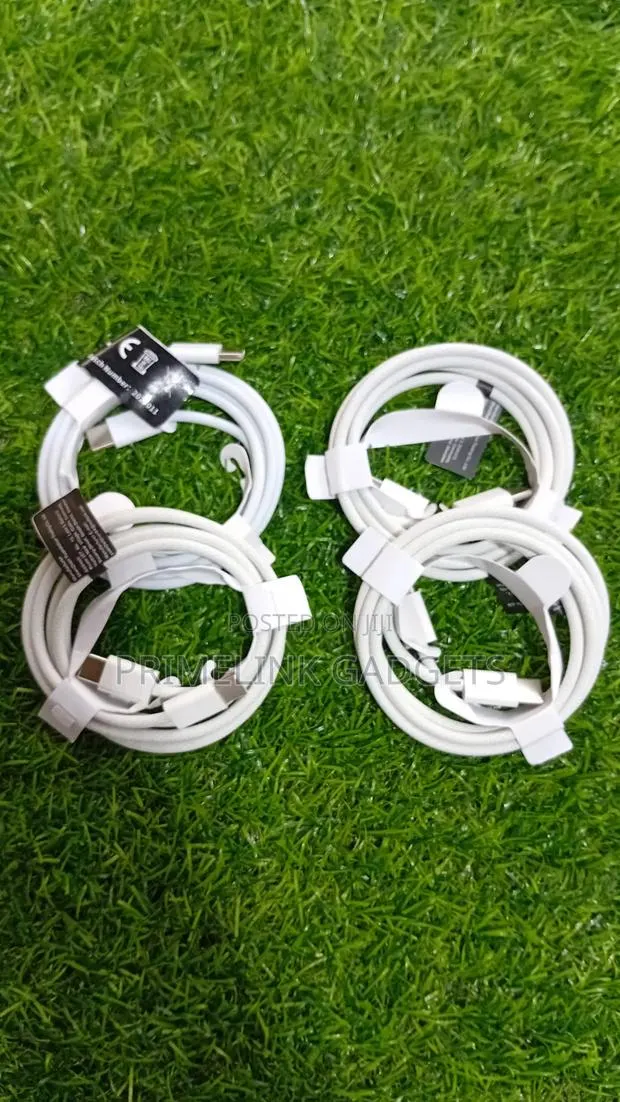 Apple C to C Original Woven Cable · Photo 1