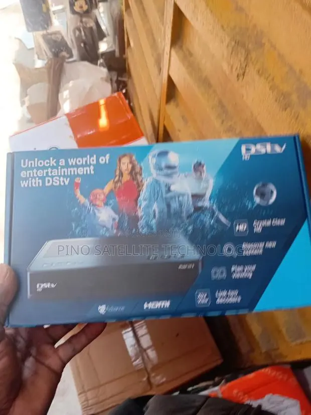 Dstv Set, Installation With 1 Month Suscription · Photo 1