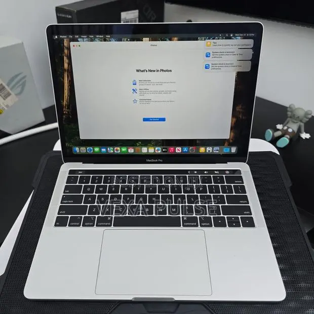 Laptop Apple MacBook Pro 2019 8GB Intel Core i5 SSD 256GB · Photo 1