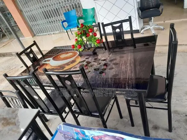 6 Seater Dining Table Design With Coffee Available · Photo 1