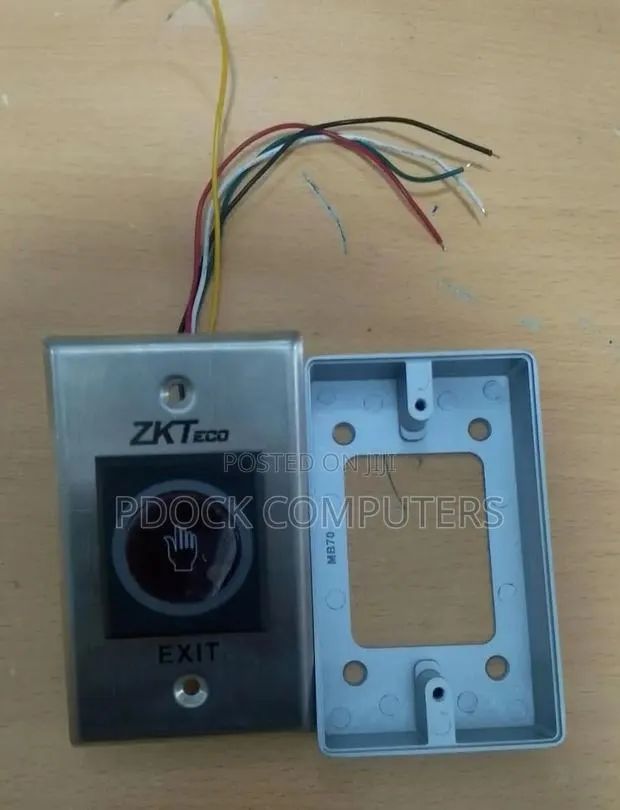 Exit Button TLEB102 Without Remote Zkteco (No Touch), Gang Box Include · Photo 1