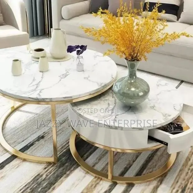 Quality Centre Table · Photo 1