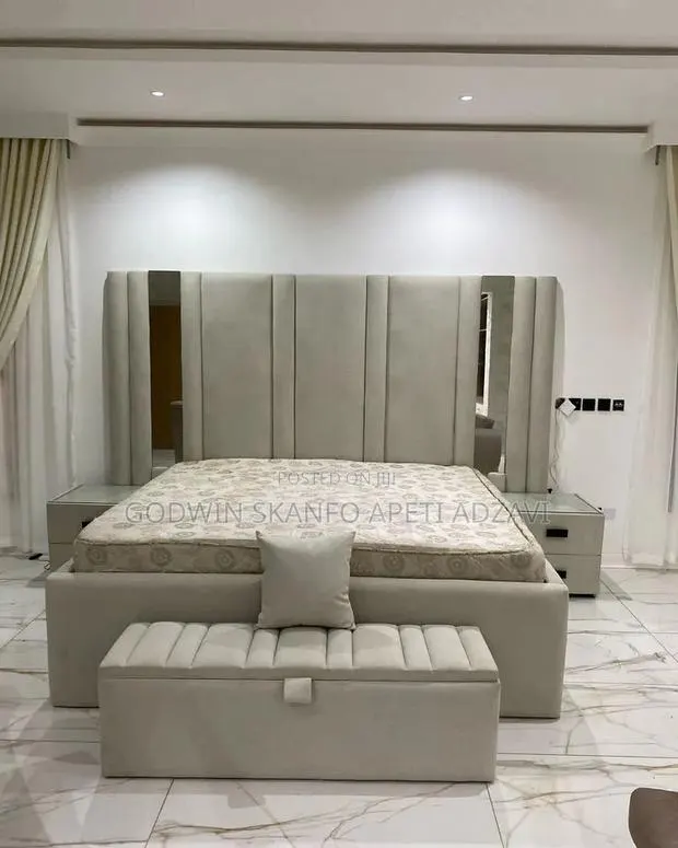 Double Bad Frame and Mattress Drawer · Photo 1