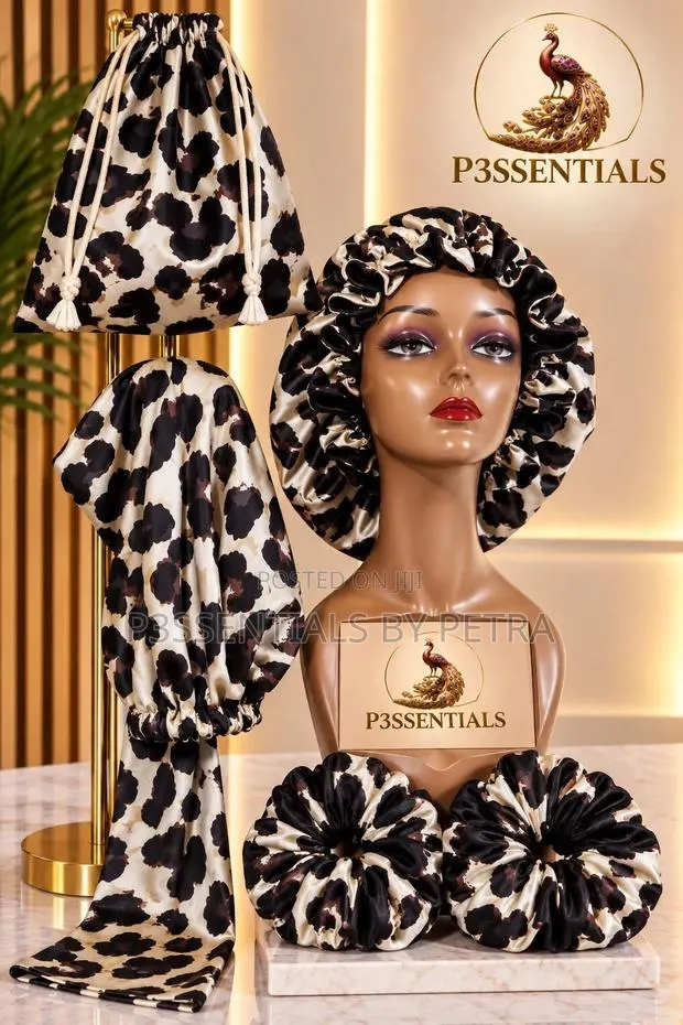 Black Cream Bonnet, Scarf Scrunchies Set · Photo 1