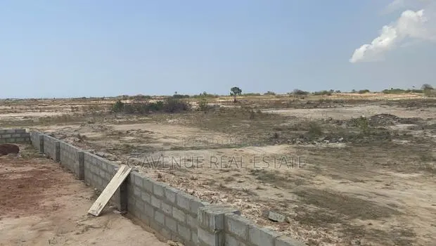 Serviced Plots Near the Proposed Eastern Airport Enclave · Photo 1