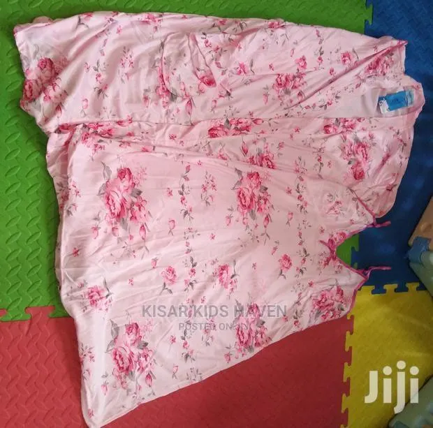 Nursing Nightie With Morning Coat · Photo 2