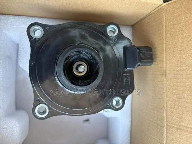 Toyota Camry RAV4 2018-2020 Engine Coolant Water Pump · Photo 1