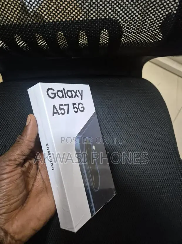New Samsung Galaxy A57 256 GB Blue · Photo 1